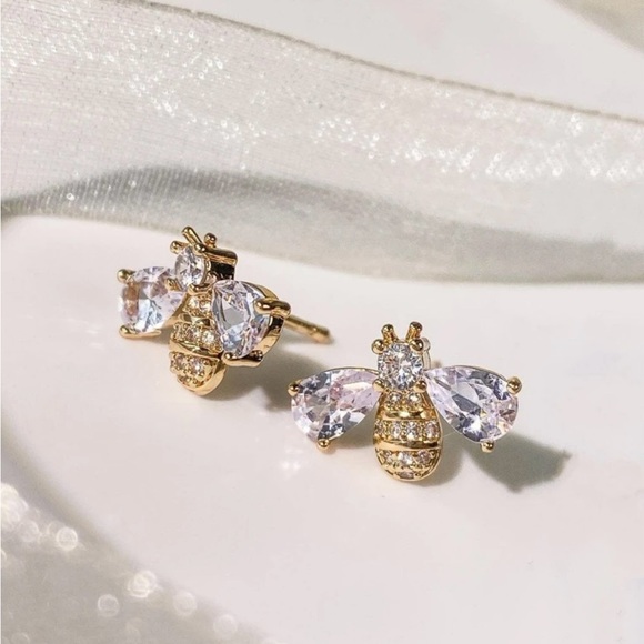 “Crystal Encrusted Bumblebee” Honey Bee Elegant Upscale Sparkly Insect Gold Stud - Picture 7 of 16